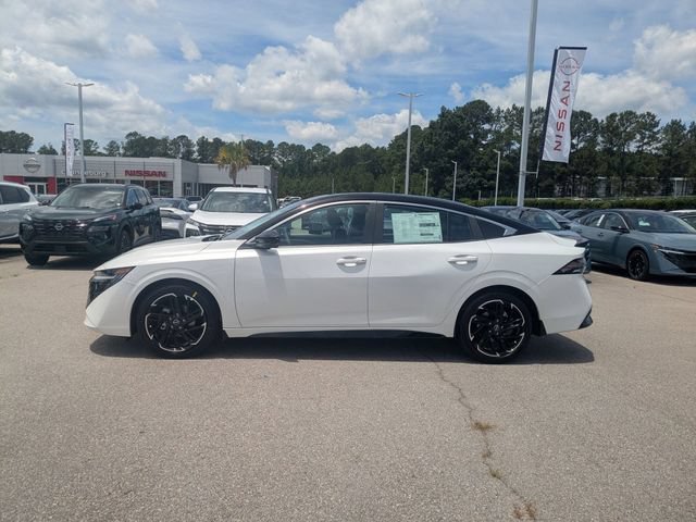 New 2026 Nissan Sentra SR w/ SR Premium Package FWD image 6
