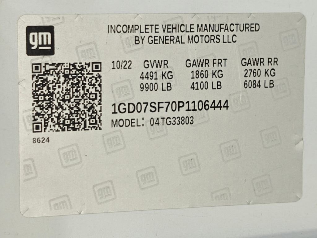 Used 2023 GMC Savana 3500 w/ Power Convenience Package RWD image 40