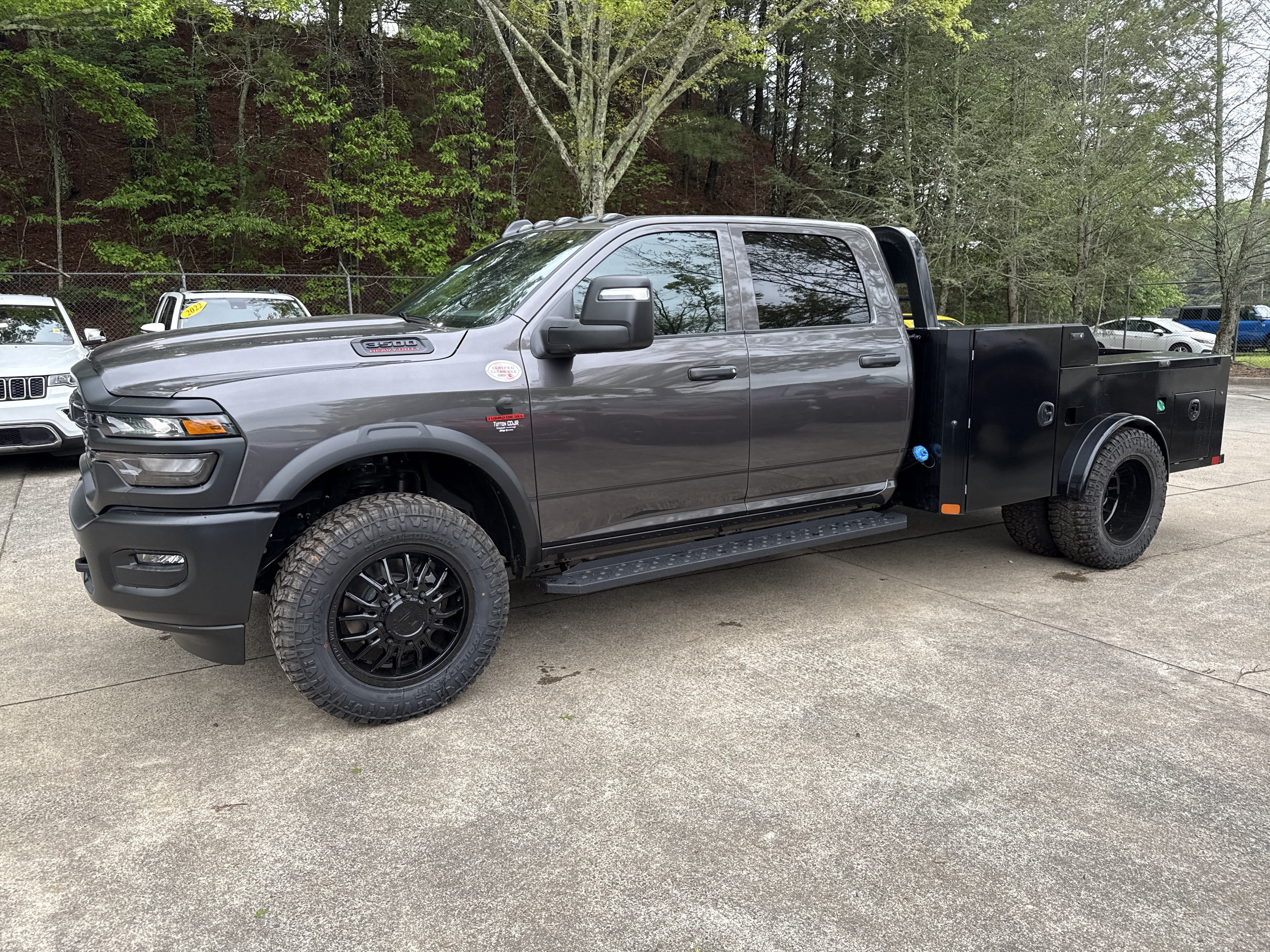 New 2026 RAM 3500 Tradesman AWD/4WD image 4