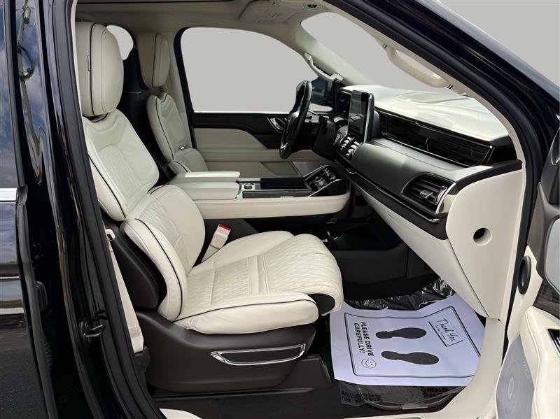 Used 2020 Lincoln Navigator L Black Label AWD/4WD image 39