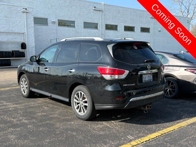 Used 2014 Nissan Pathfinder SV FWD image 5