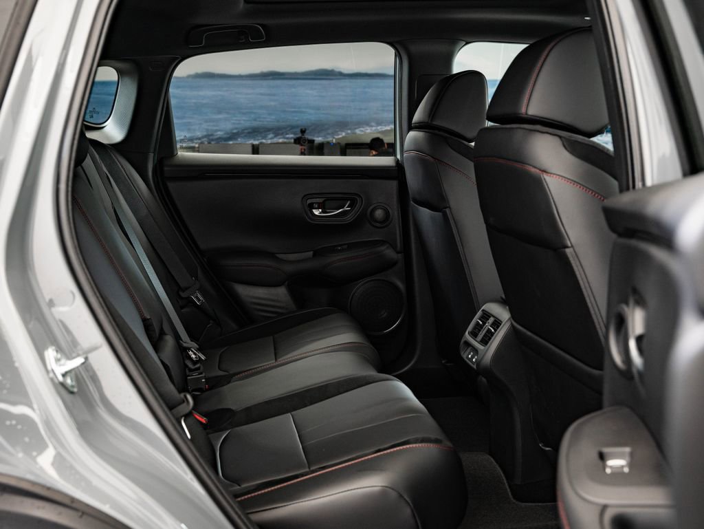 Certified 2025 Acura ADX A-Spec image 43