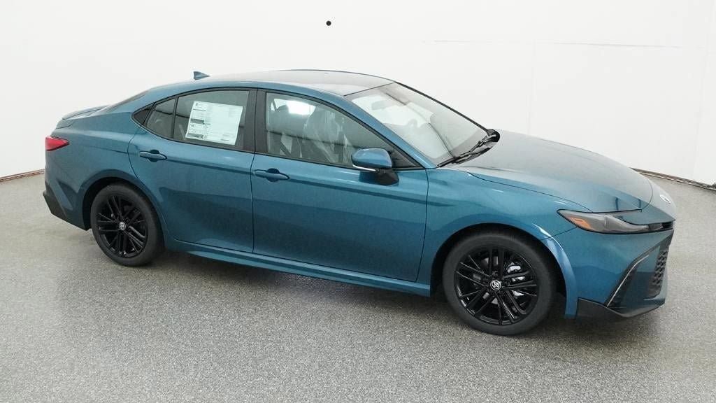 New 2026 Toyota Camry SE image 12