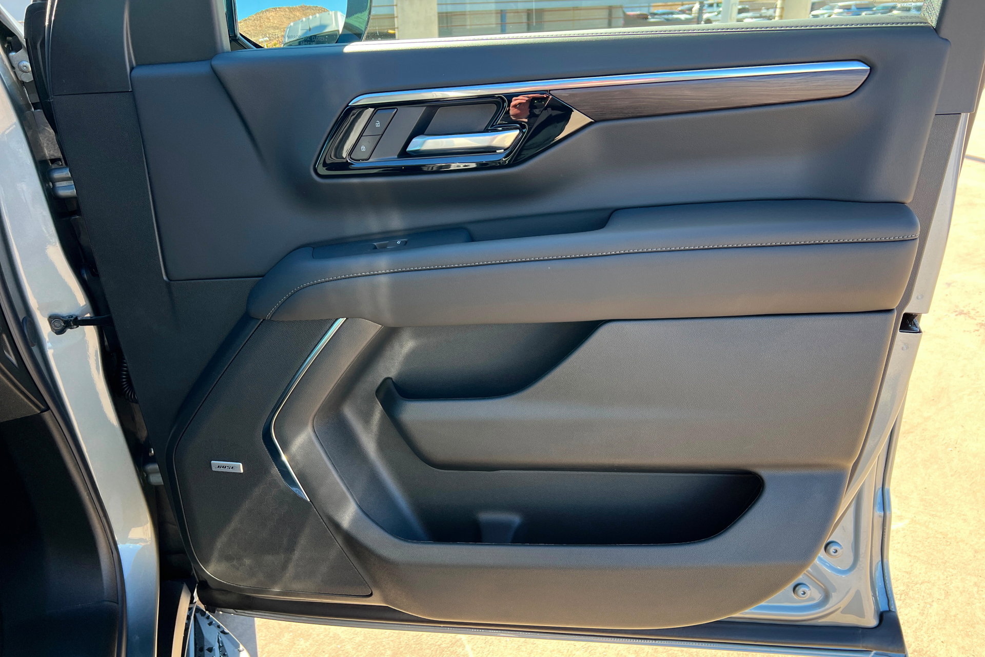 New 2026 Chevrolet Tahoe LT w/ Comfort Package AWD/4WD image 25