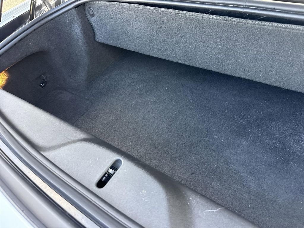 Used 2014 Chevrolet Corvette Stingray Convertible RWD image 28