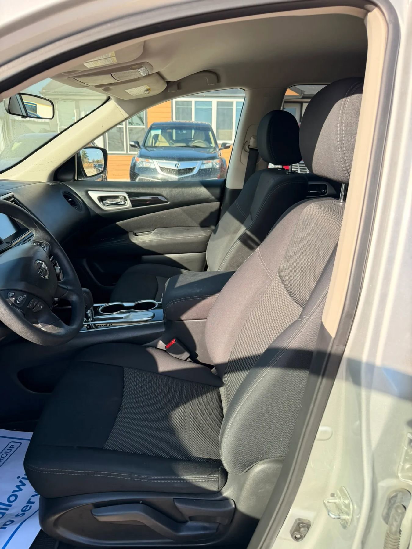 Used 2017 Nissan Pathfinder S FWD image 10