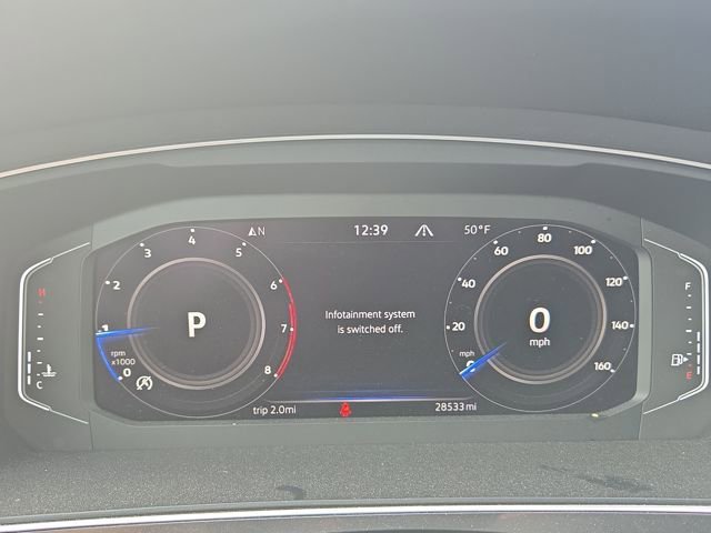 Used 2022 Volkswagen Tiguan SEL R-Line image 9