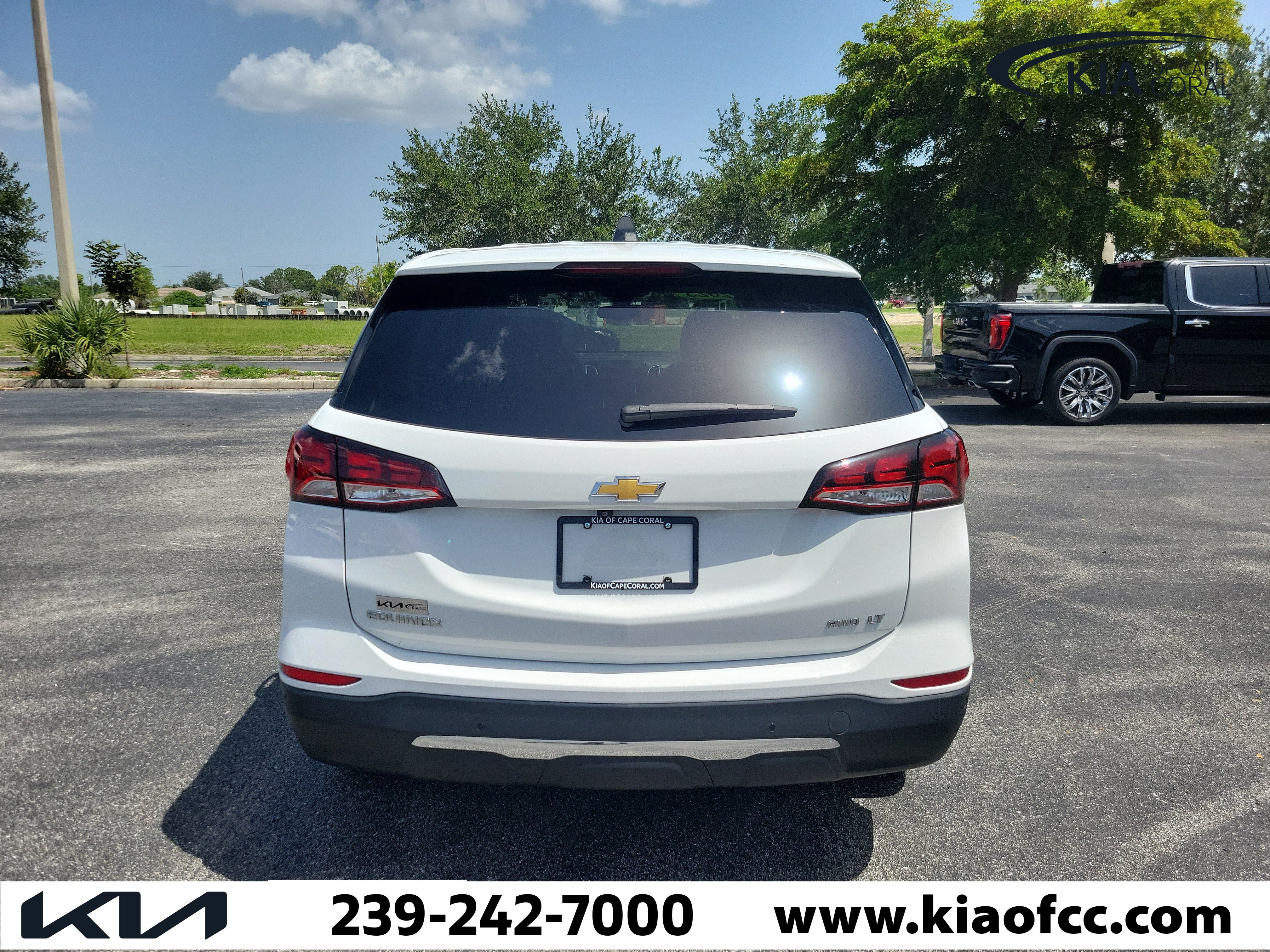 Used 2023 Chevrolet Equinox LT AWD/4WD image 7