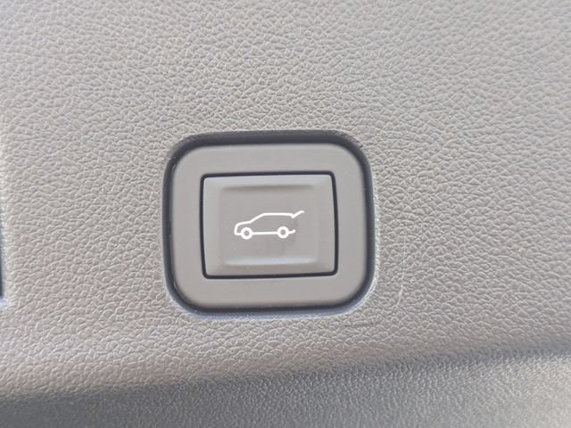 New 2026 Chevrolet Traverse LT w/ Sun and Wheel Package AWD/4WD image 34
