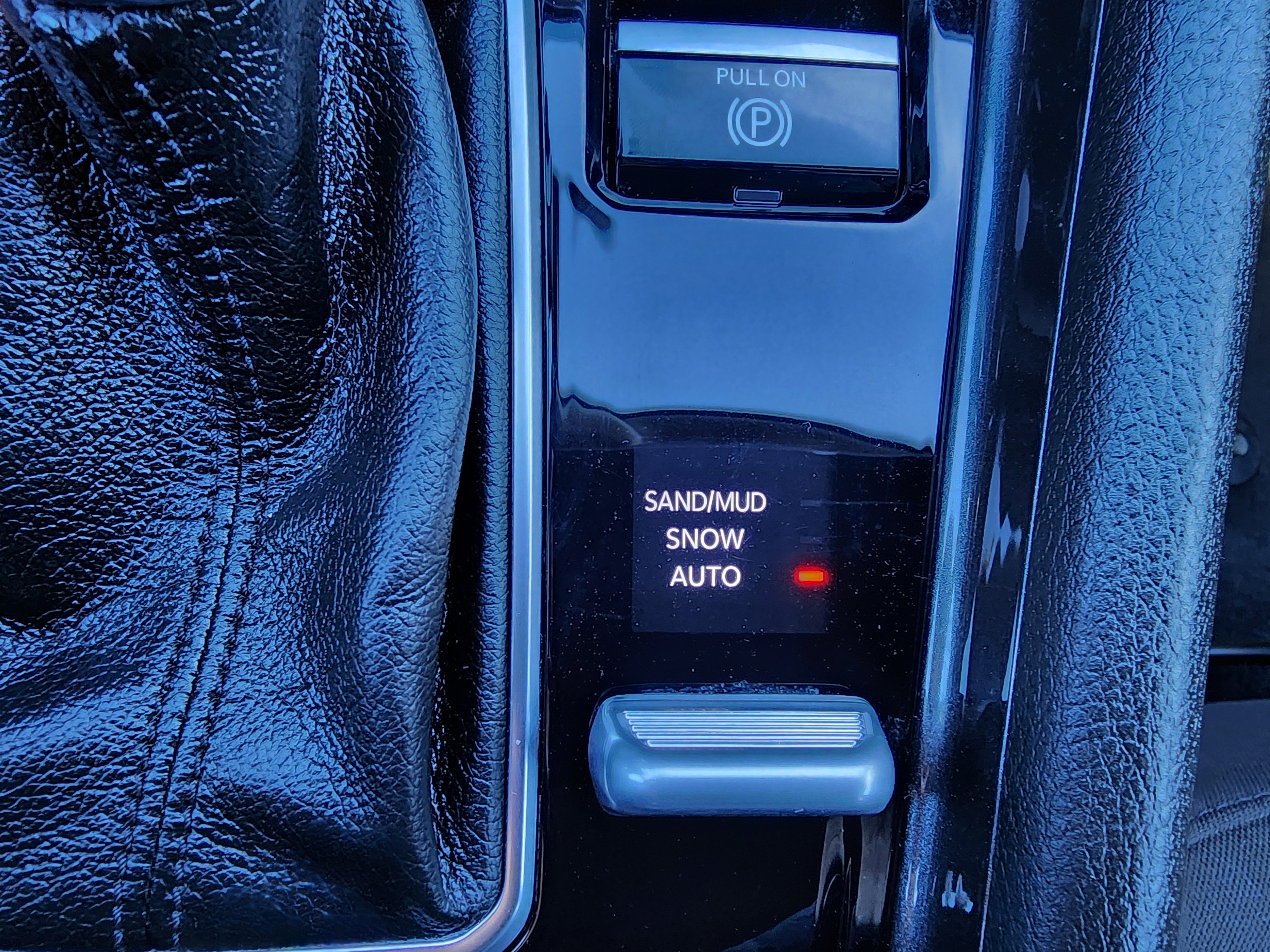Used 2025 Jeep Compass Sport AWD/4WD image 25