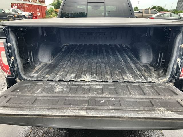 Used 2016 GMC Sierra 1500 Denali w/ Enhanced Driver Alert Package AWD/4WD image 25