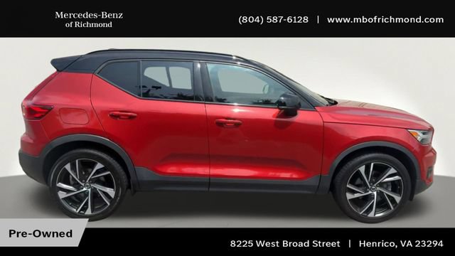 Used 2021 Volvo XC40 T5 R-Design w/ Advanced Package AWD/4WD image 3