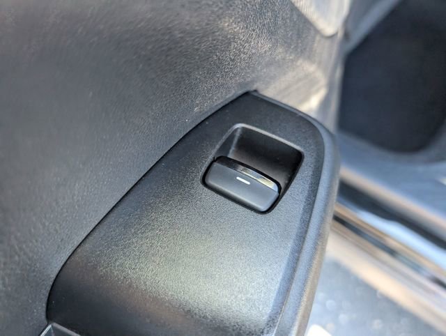 Used 2025 Subaru Crosstrek 2.5i Sport AWD/4WD image 10