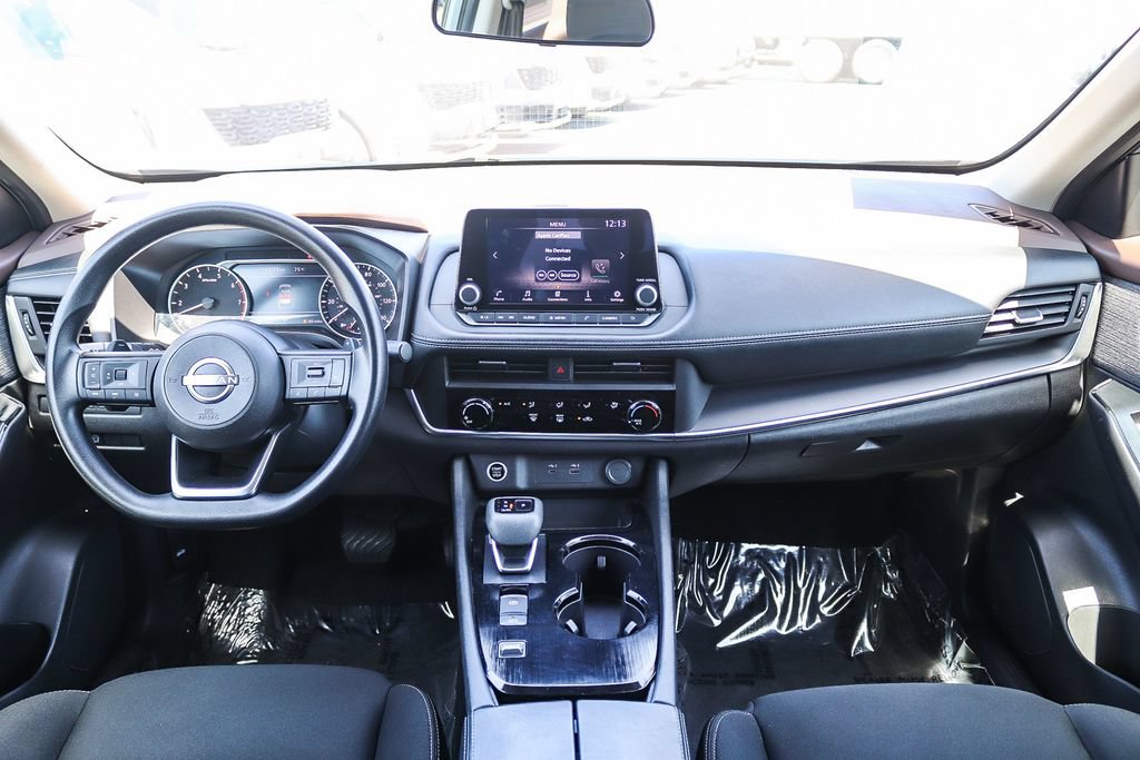 Used 2023 Nissan Rogue S FWD image 11