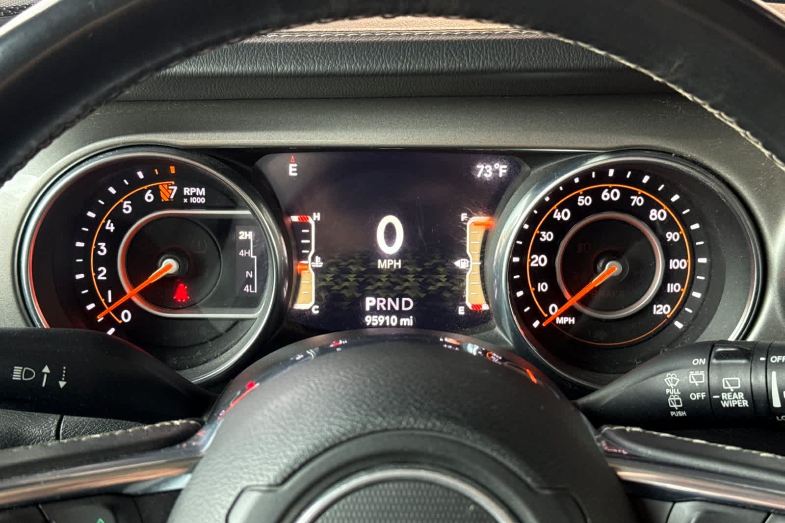Used 2018 Jeep Wrangler Unlimited Sahara AWD/4WD image 27