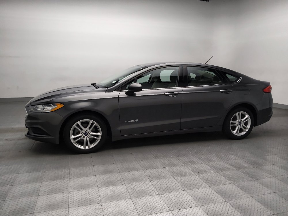 Used 2018 Ford Fusion S image 2