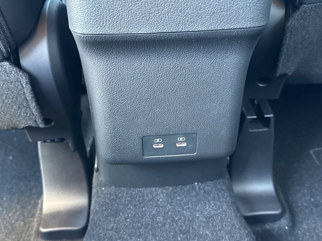 New 2027 Mitsubishi Outlander Sport SE FWD image 28