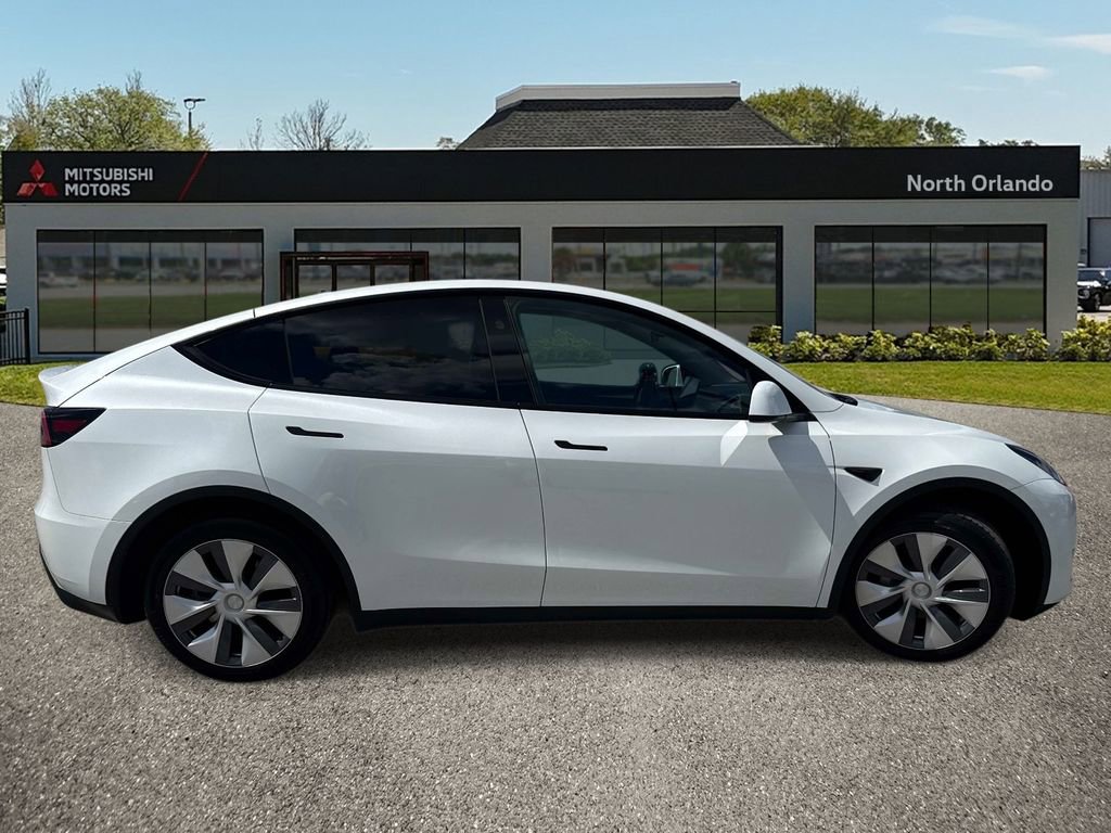 Used 2024 Tesla Model Y Long Range RWD image 6