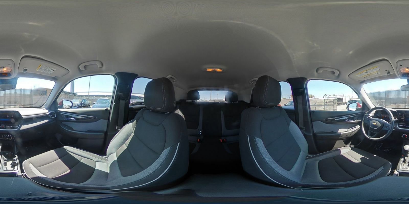 Used 2025 Chevrolet TrailBlazer LT FWD image 41
