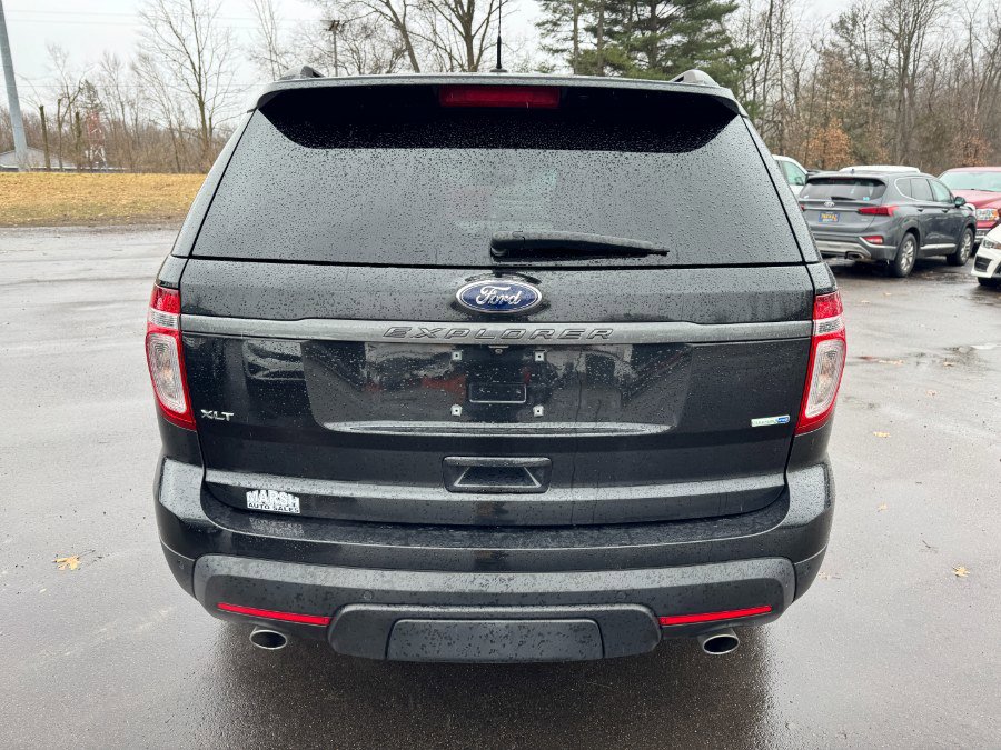 Used 2015 Ford Explorer XLT w/ Equipment Group 202A image 4