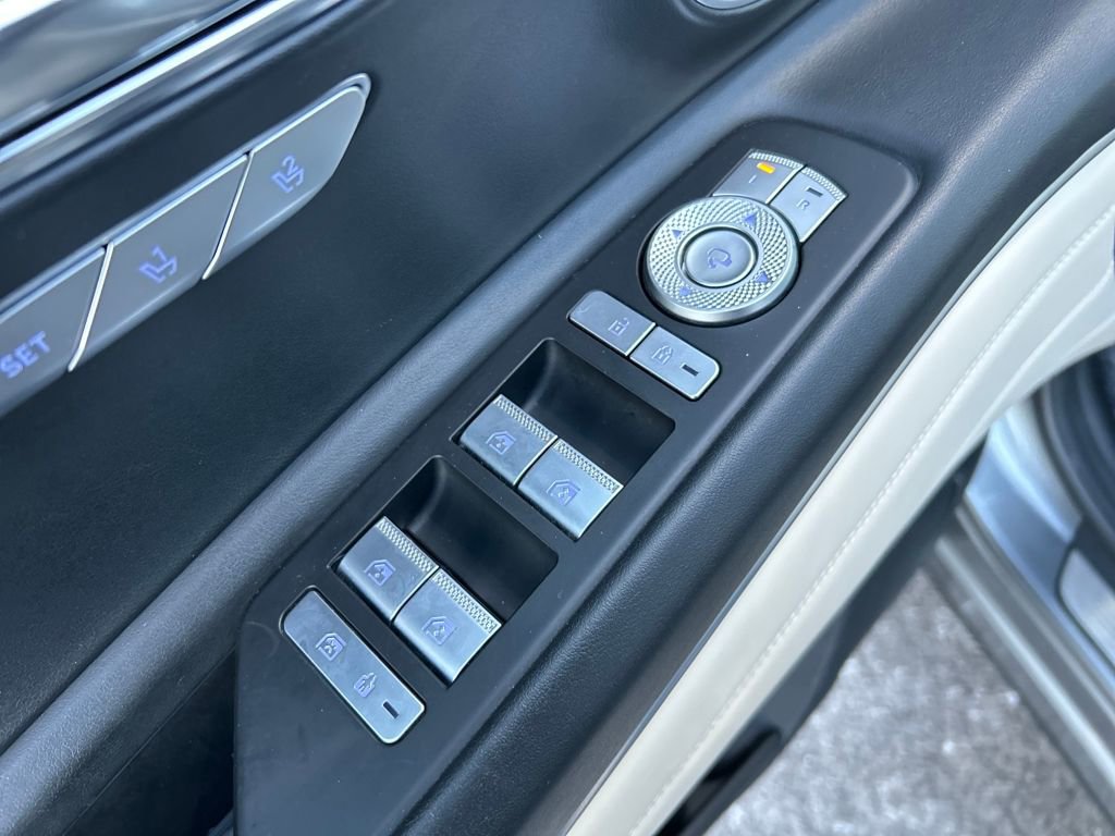 Used 2022 Genesis GV80 2.5T w/ Prestige Package 04 image 20