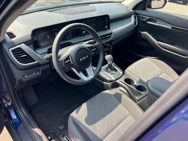 Used 2026 Kia Seltos LX AWD/4WD image 17