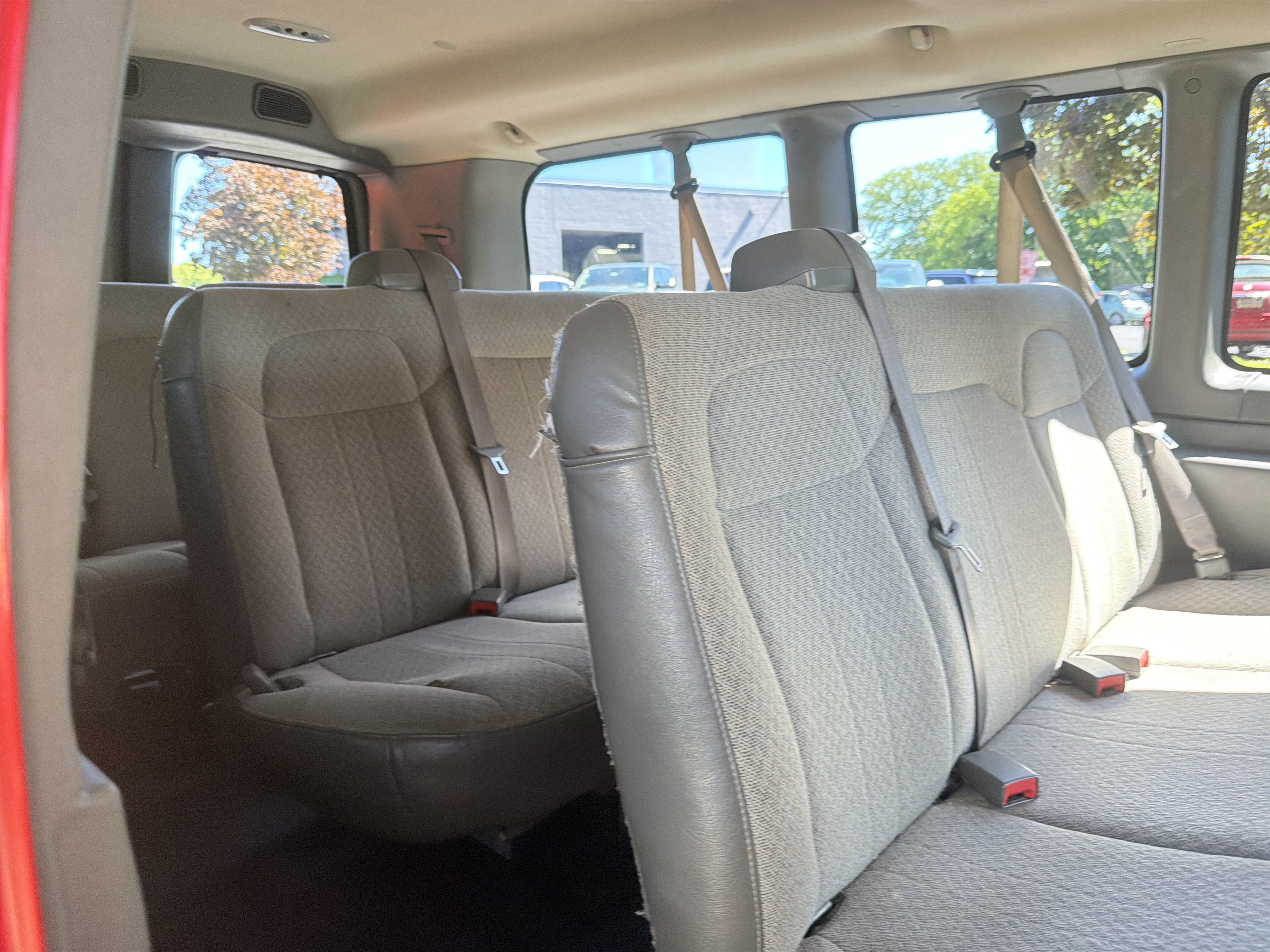 Used 2013 Chevrolet Express 2500 LT w/ LT Preferred Equipment Group RWD image 9