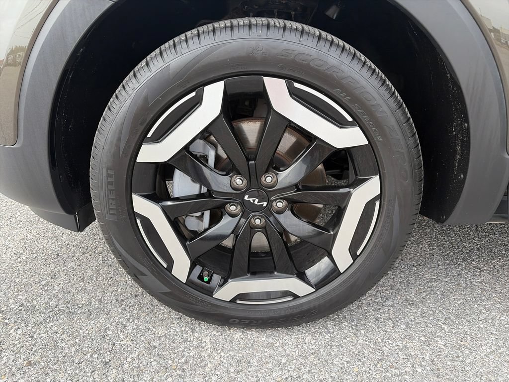 Used 2025 Kia Telluride S AWD/4WD image 28