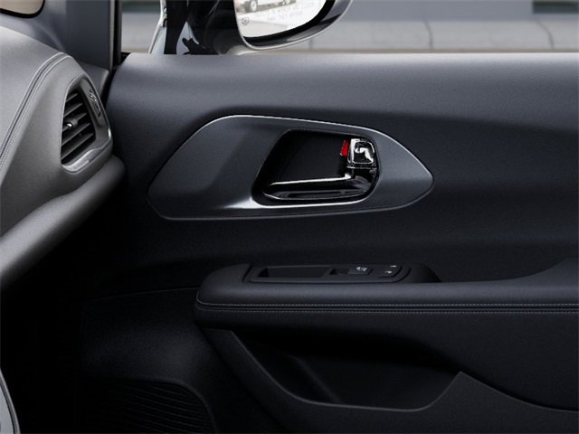 New 2025 Chrysler Pacifica Select image 25