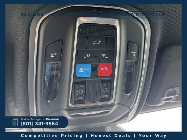 Used 2025 Jeep Grand Cherokee L Altitude image 31