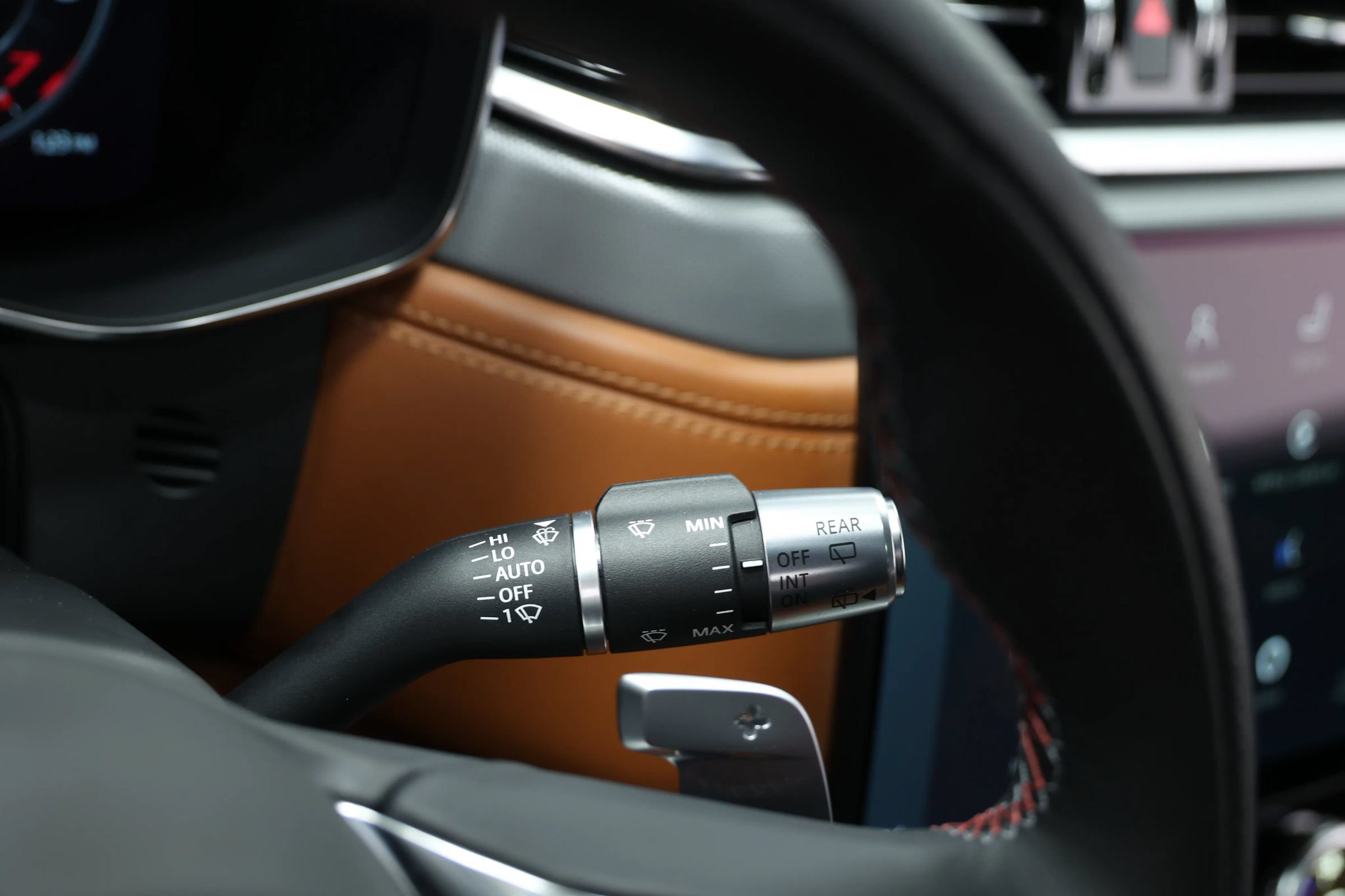 Used 2022 Jaguar F-PACE SVR AWD/4WD image 31