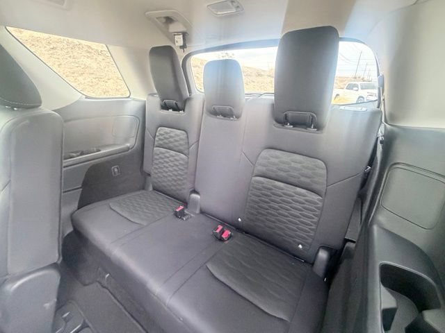 Certified 2026 Nissan Pathfinder SV FWD image 27