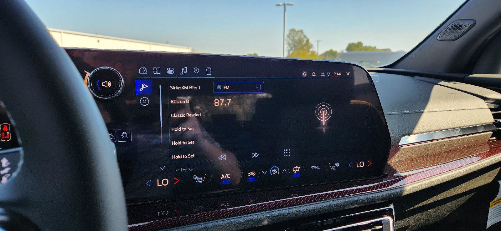New 2026 Chevrolet Traverse Z71 w/ Enhanced Driving Package image 18