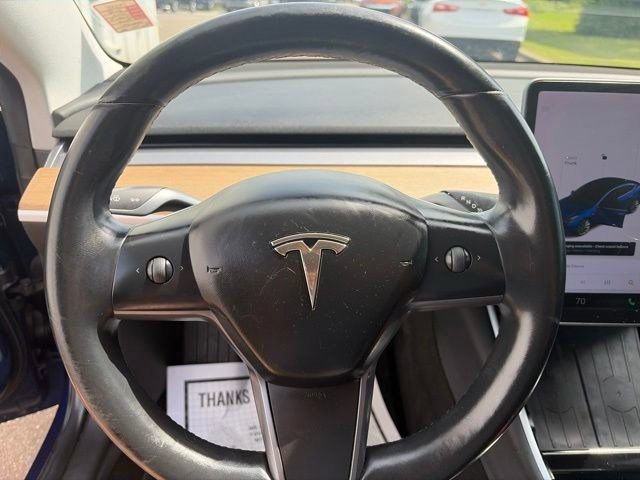 Used 2018 Tesla Model 3 Long Range RWD image 14