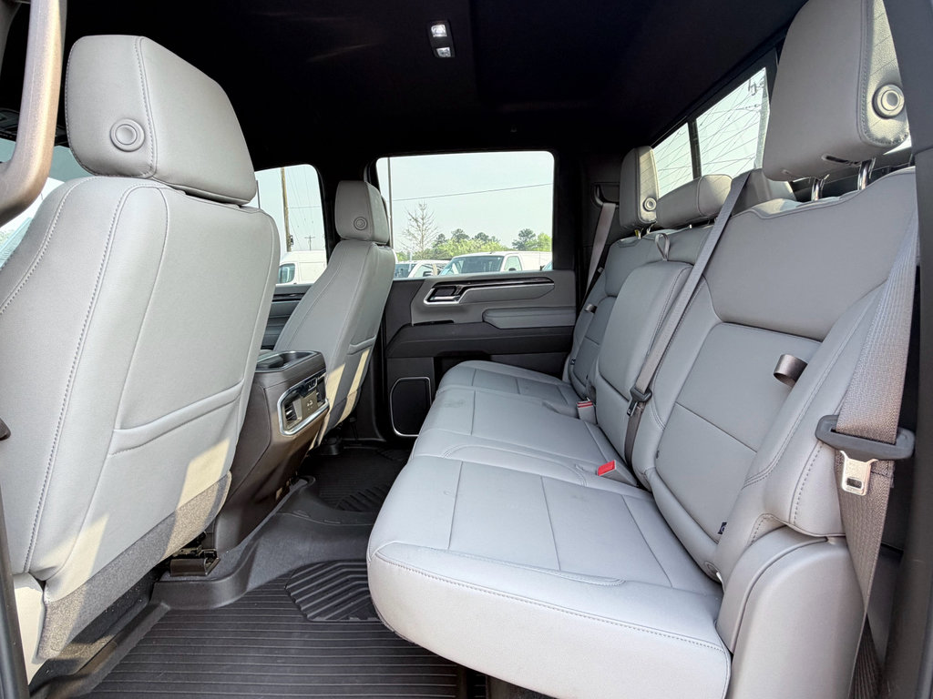 Used 2026 Chevrolet Silverado 2500 LTZ w/ LTZ Premium Package image 28