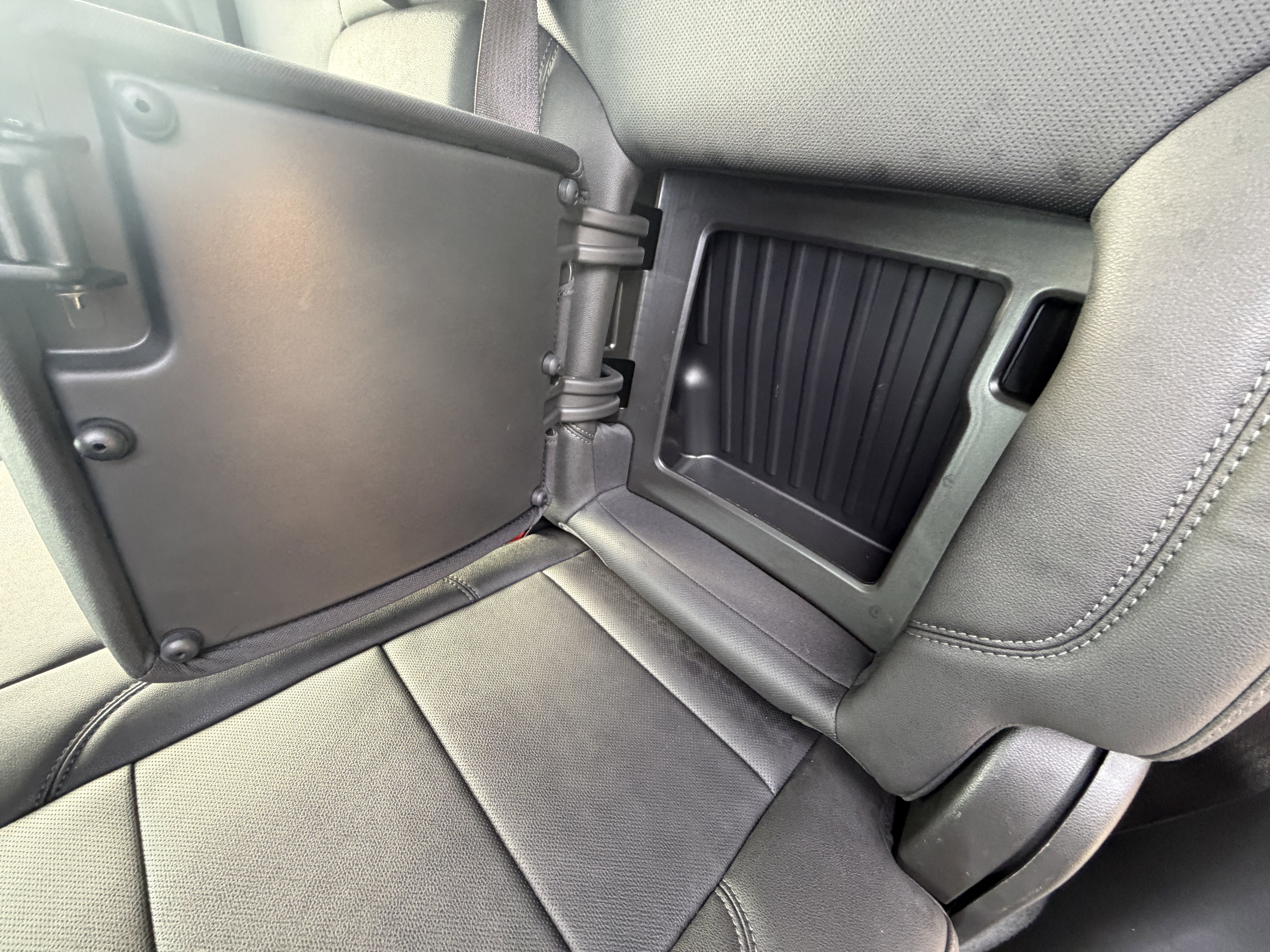Used 2023 Chevrolet Silverado 1500 LTZ AWD/4WD image 19