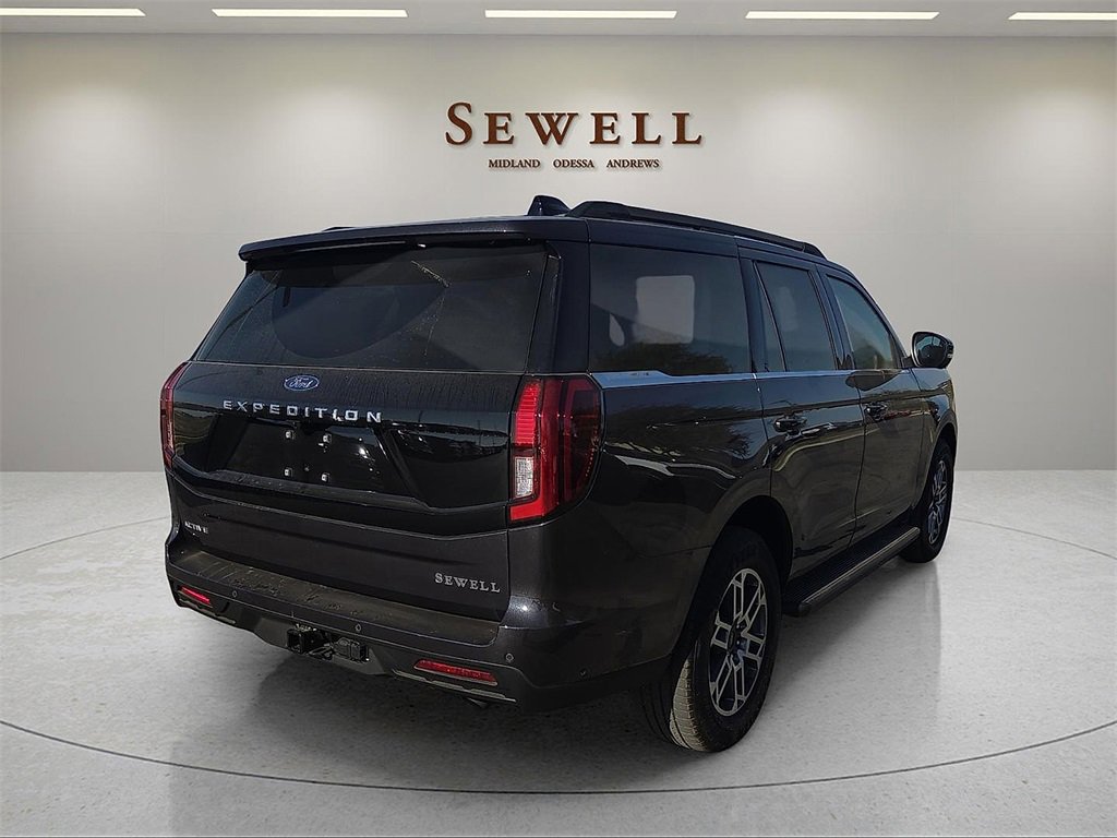 New 2025 Ford Expedition Active image 4