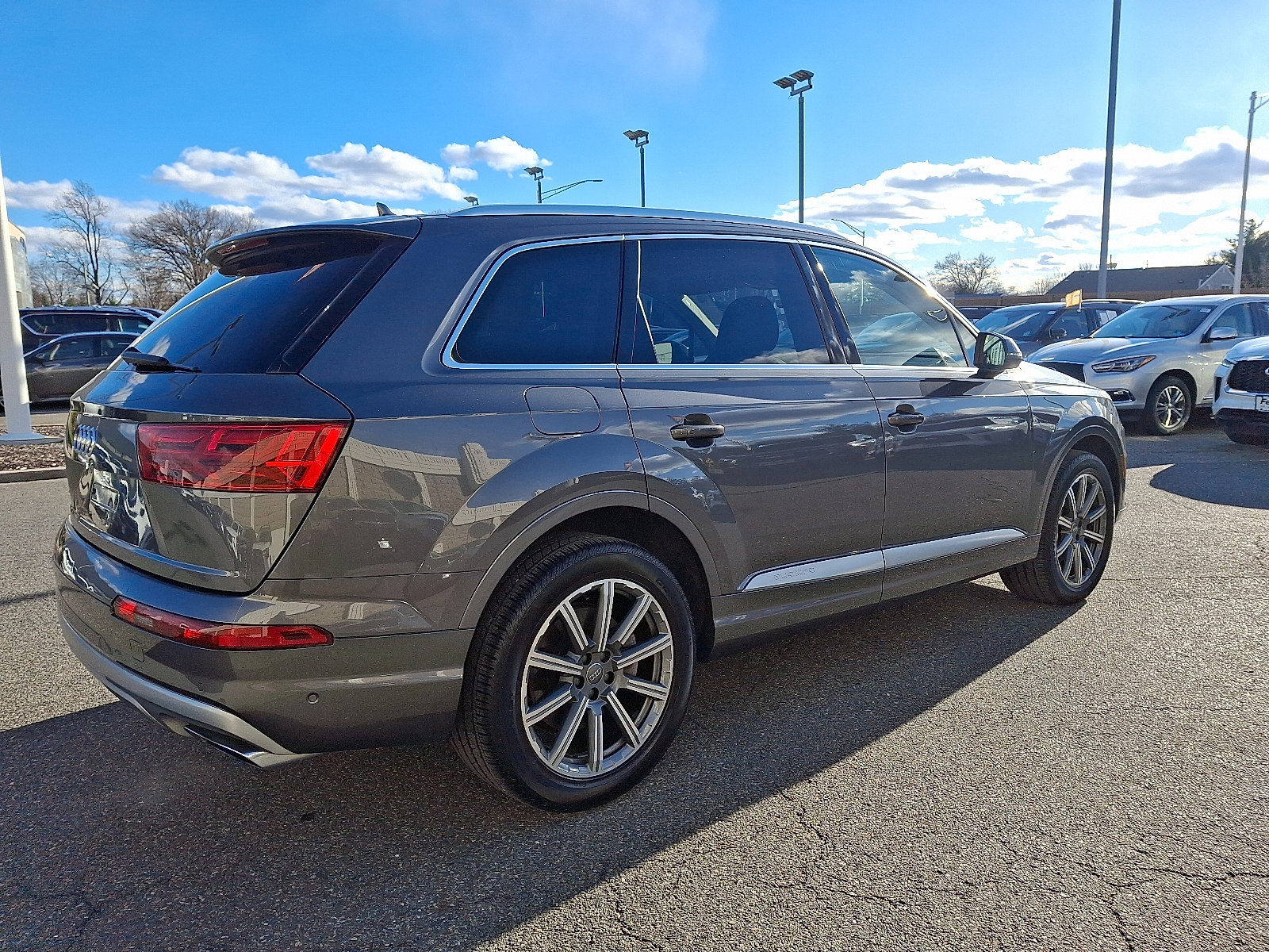 Used 2019 Audi Q7 2.0T Premium Plus w/ Premium Plus Package image 4