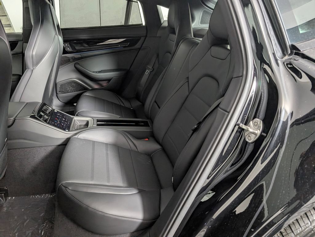 New 2026 Porsche Panamera 4 image 25