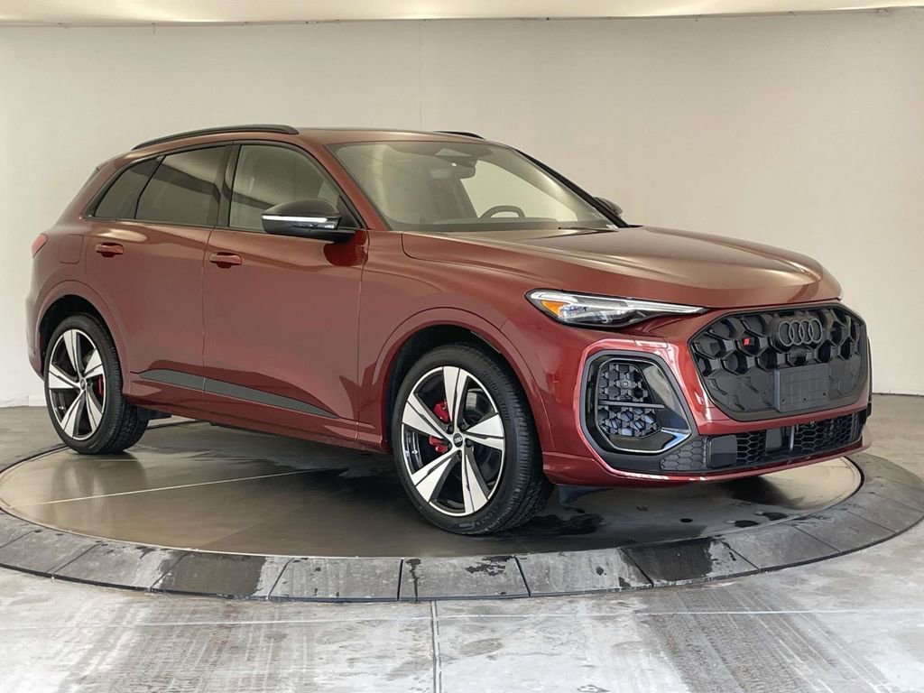New 2025 Audi SQ5 Prestige image 9