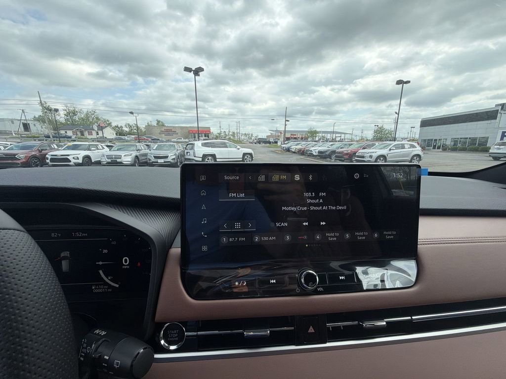 New 2026 Mitsubishi Outlander SEL AWD/4WD image 16