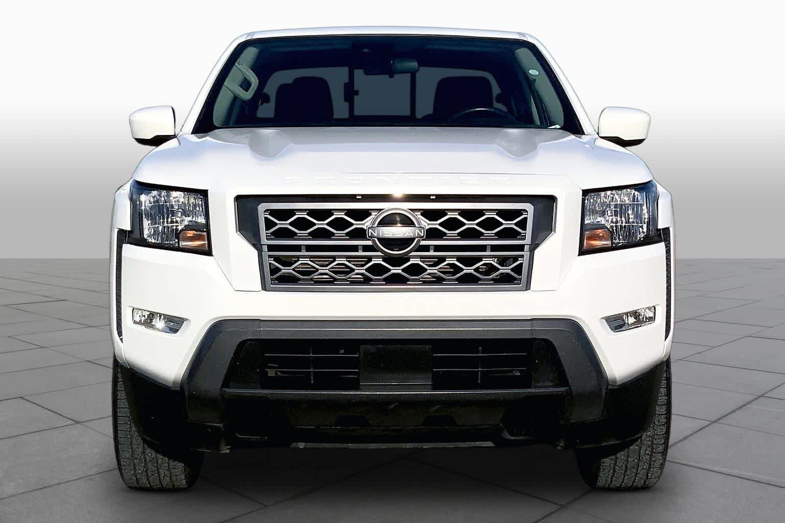 Used 2023 Nissan Frontier SV w/ Technology Package RWD image 4
