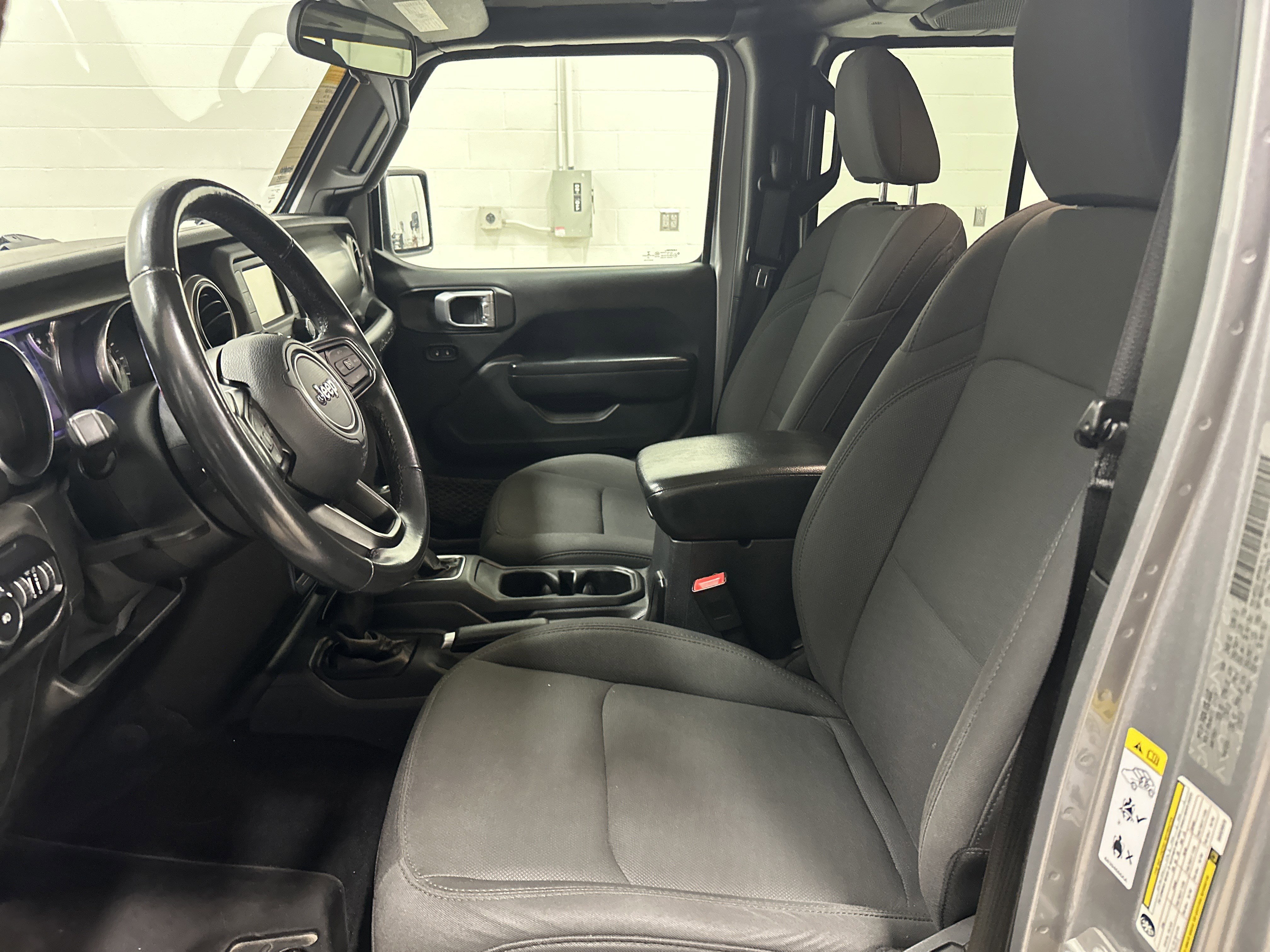 Used 2019 Jeep Wrangler Unlimited Sport S image 16
