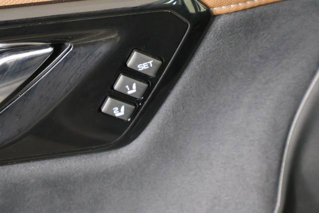 Used 2025 Subaru Forester Touring AWD/4WD image 27