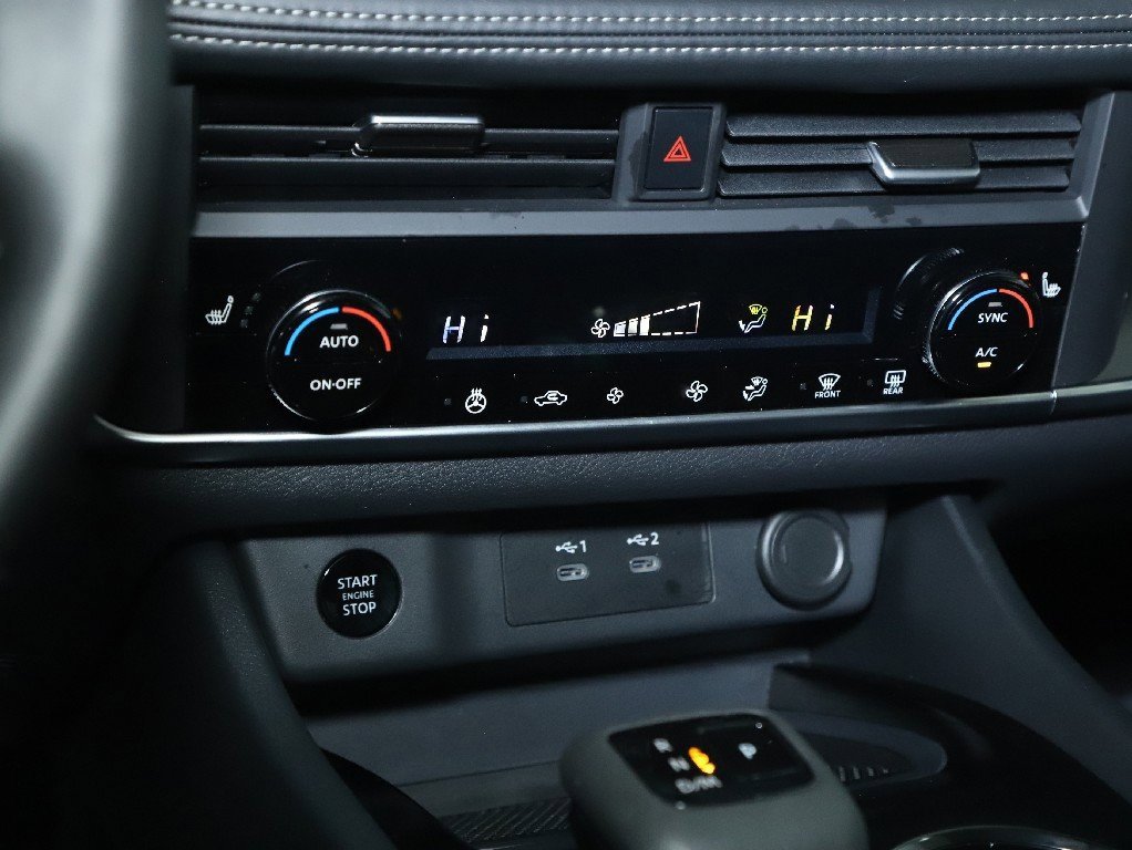 Certified 2026 Nissan Rogue SV w/ Cold Weather Package image 26