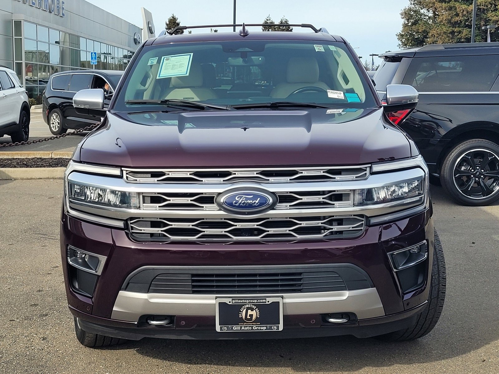 Used 2023 Ford Expedition Max Platinum image 2