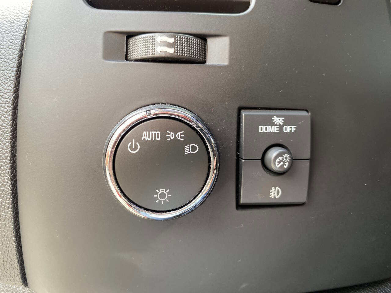 Used 2009 GMC Sierra 1500 SLE w/ Power Pack Plus image 28