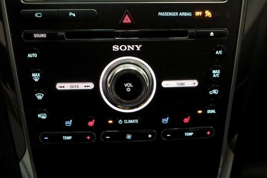 Used 2016 Ford Explorer Limited image 32