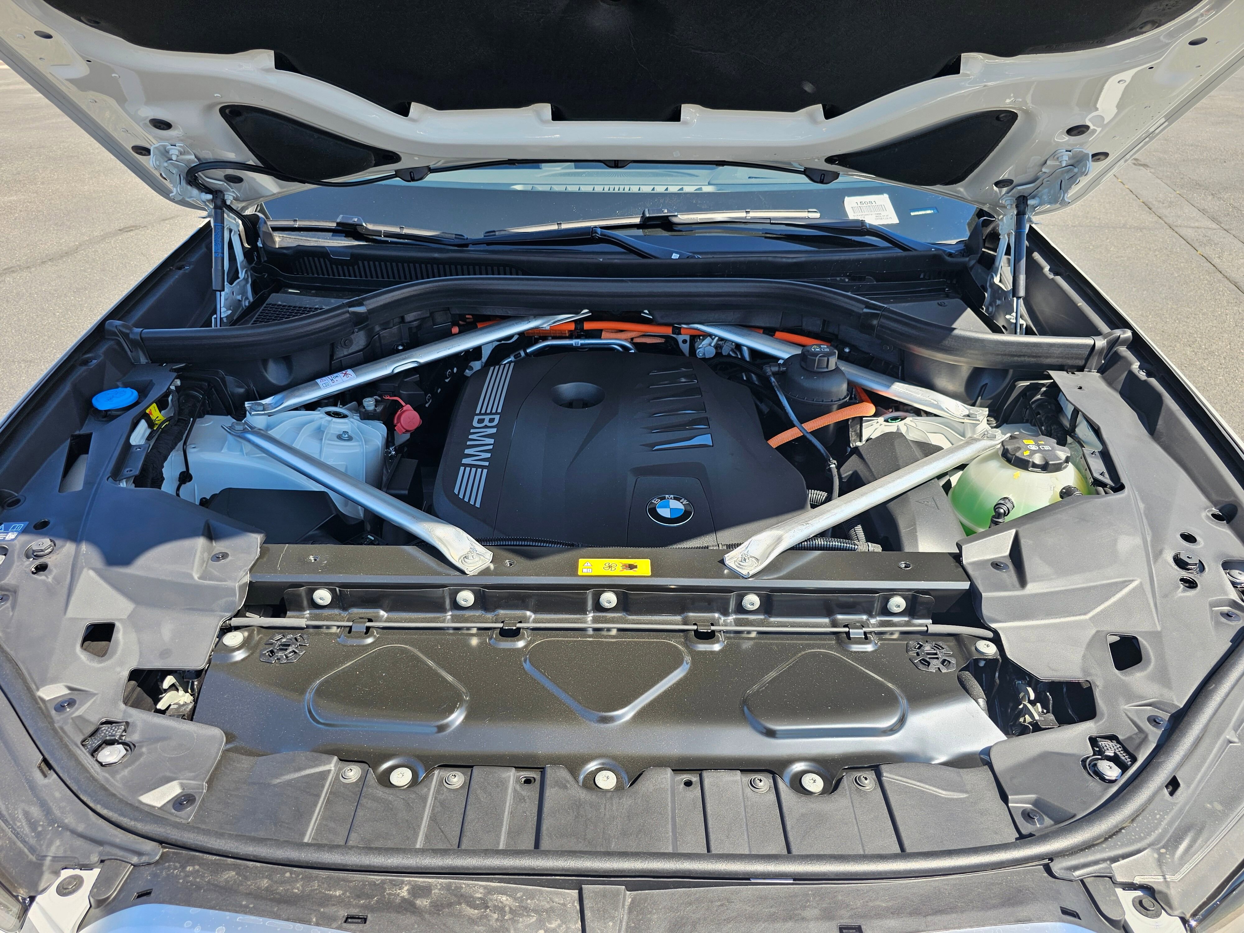 New 2026 BMW X5 xDrive50e image 9