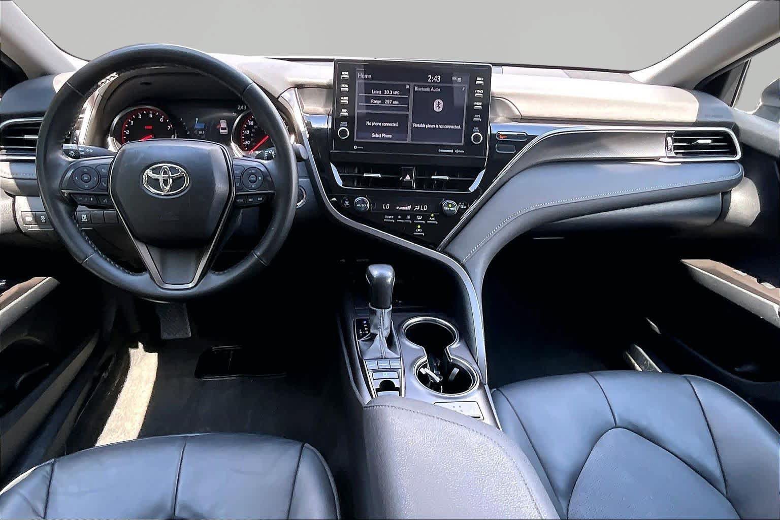 Used 2024 Toyota Camry XSE FWD image 16